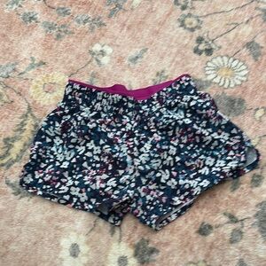 Floral Women's Shorts - Black and Pink